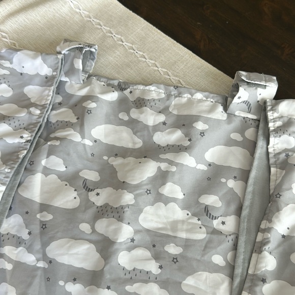 Car Seat Cover Grey Clouds - Picture 1 of 5